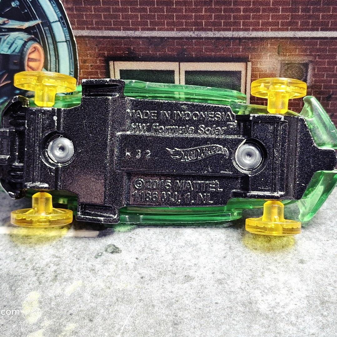 HW Formula Solar Hot Wheels 2023 X-Raycers Mattel 4