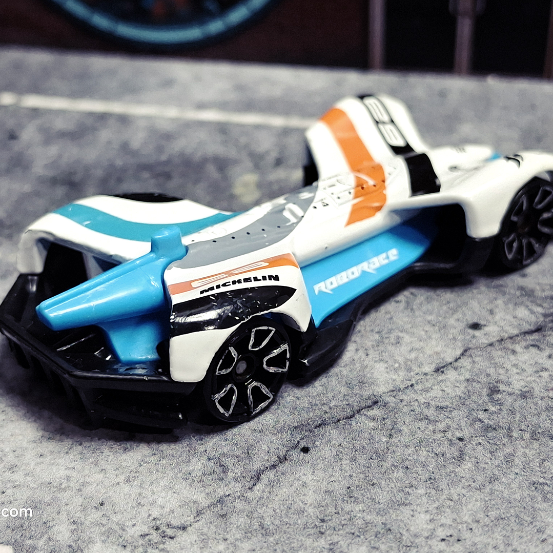 Roborace Robocar Hot Wheels 2021 HW Green Speed Mattel 2