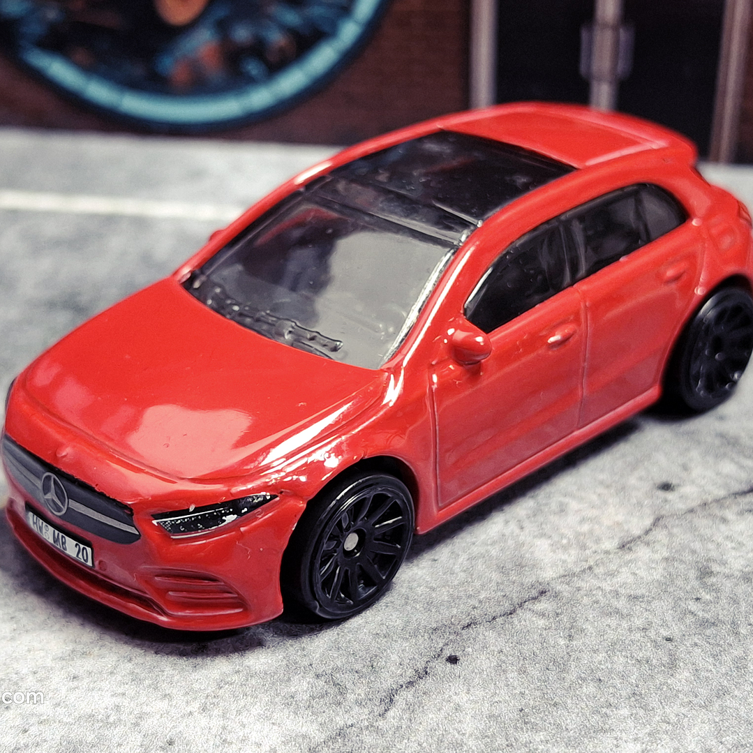 Mercedes Benz A-Class '19 Hot Wheels 2020 Nightburnerz Mattel 1