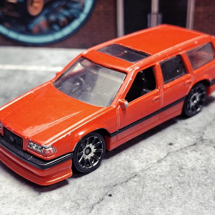 Volvo 850 Estate Hot Wheels 2021 Factory Fresh Mattel 1