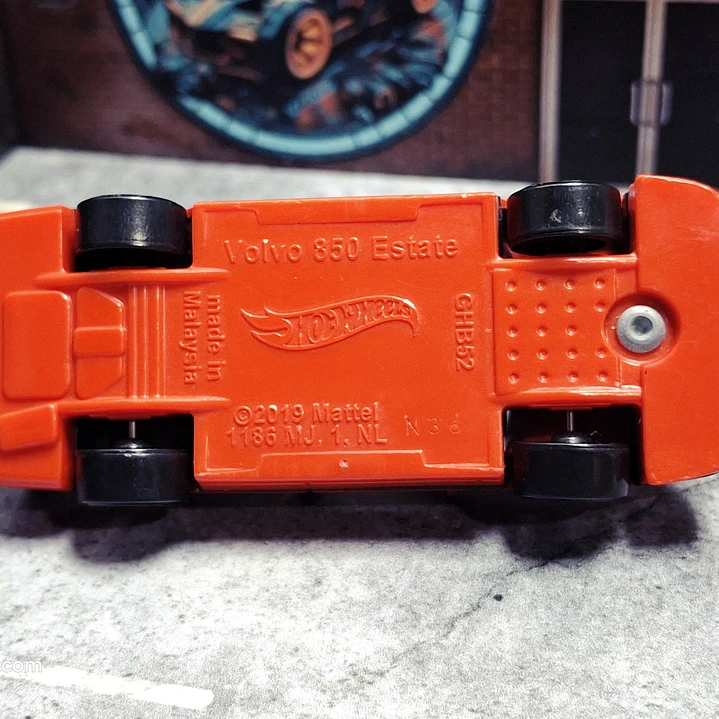 Volvo 850 Estate Hot Wheels 2021 Factory Fresh Mattel 3