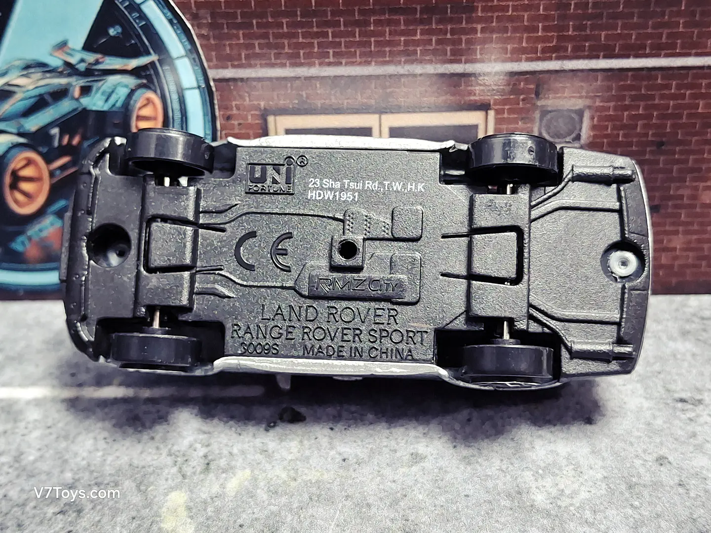 Land Rover Range Rover Sport RMZ City 1/64 3