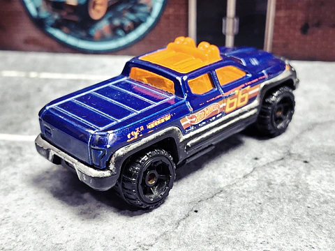 Off-Duty Hot Wheels 2015 HW Off-Road: HW Hot Trucks Mattel