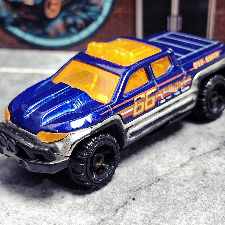 Off-Duty Hot Wheels 2015 HW Off-Road: HW Hot Trucks Mattel 1