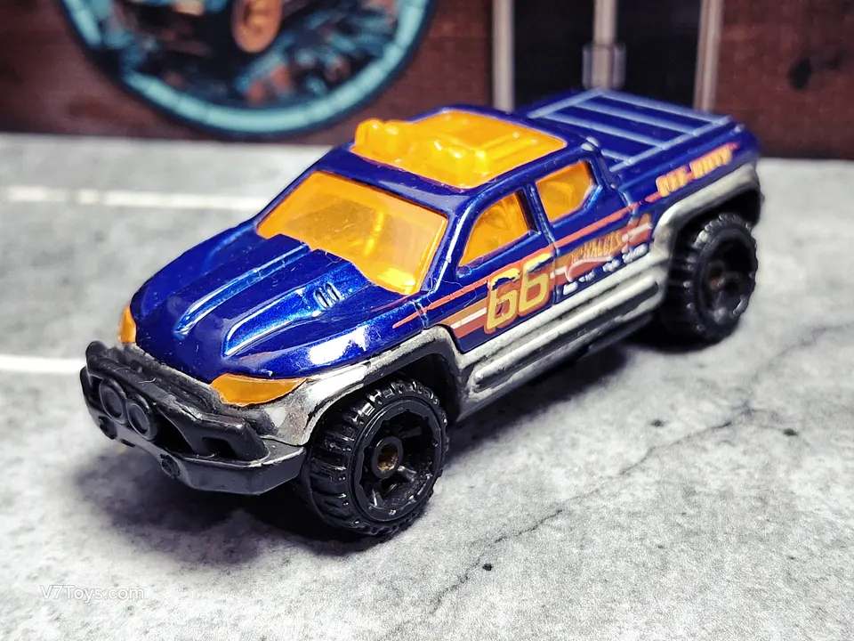 Off-Duty Hot Wheels 2015 HW Off-Road: HW Hot Trucks Mattel 1