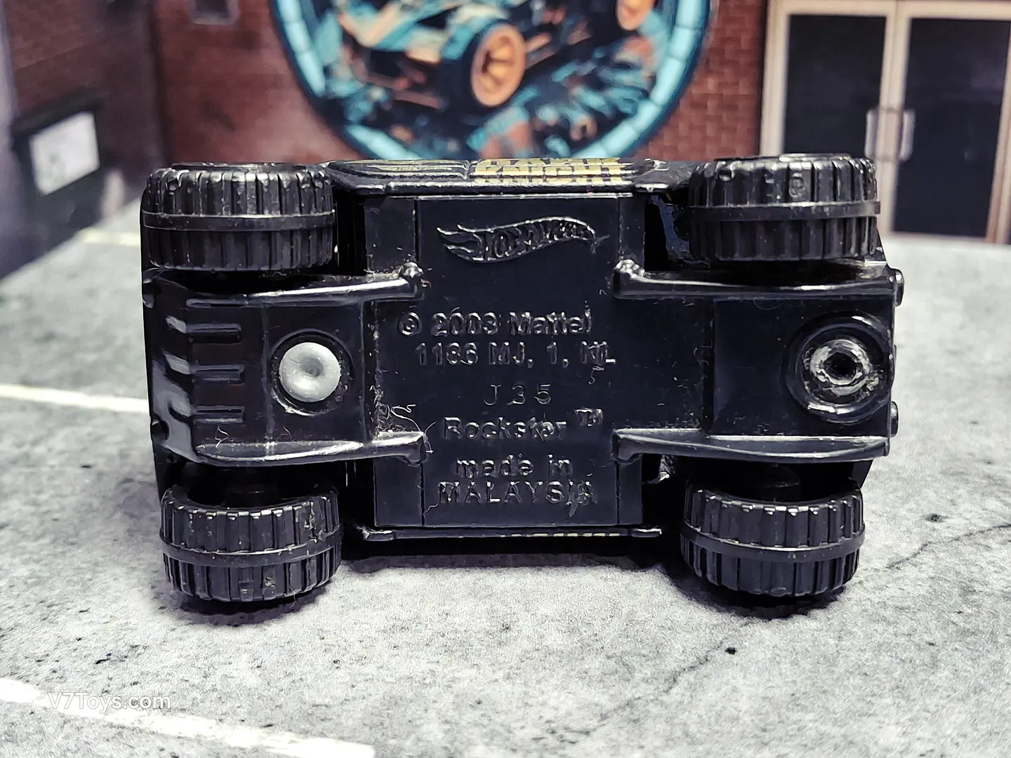 Rockster Hot Wheels 2016 Batman v Superman Mattel Hummer 3