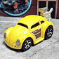 Volkswagen Beetle Tooned Hot Wheels 2017 Mattel - Miniatura 1