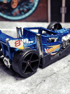 Bone Speeder Hot Wheels 2016 New Model HW Race Team Mattel