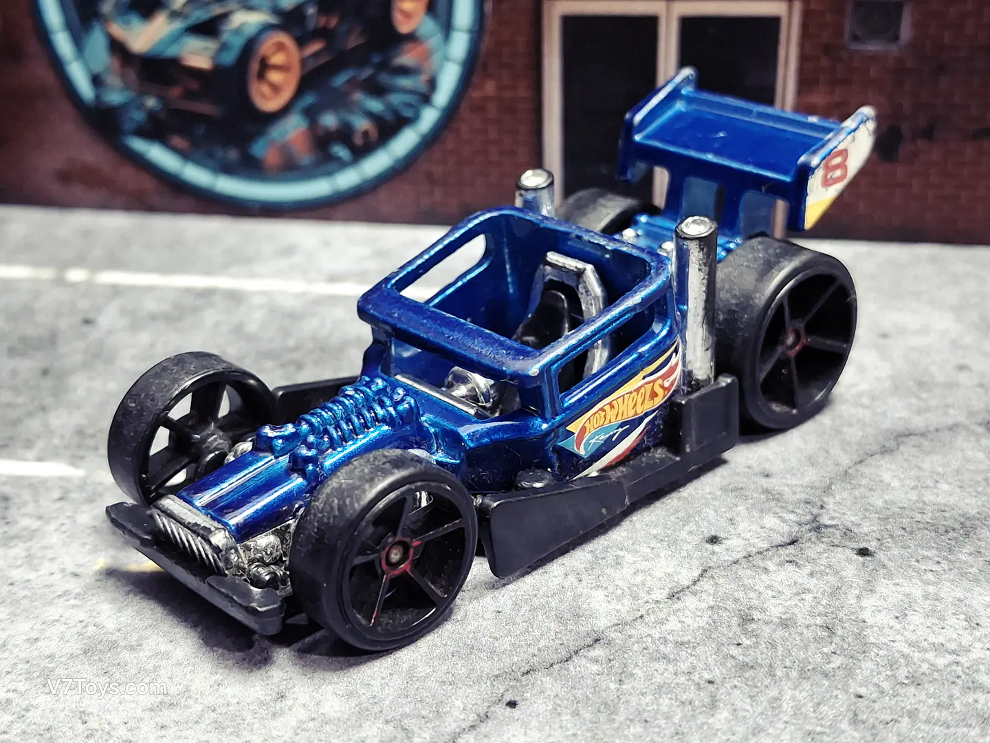Bone Speeder Hot Wheels 2016 New Model HW Race Team Mattel 1