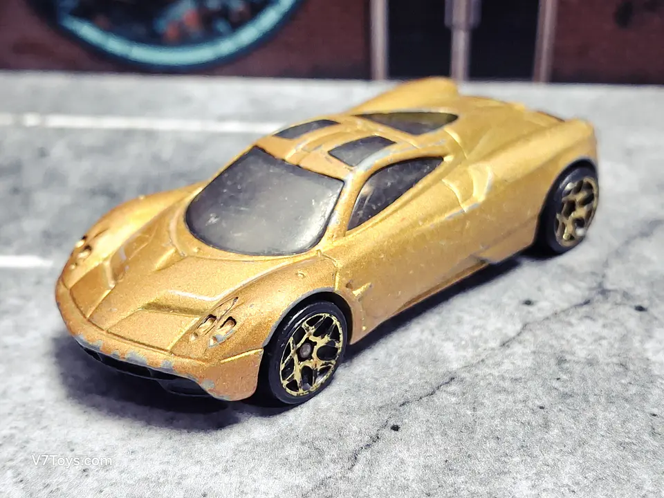 Pagani Huayra Hot Wheels 2016 HW Exotics Mattel 1