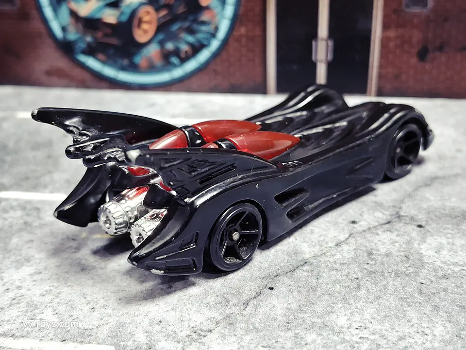 Batmobile Hot Wheels 2015 Batman Mattel DC 2