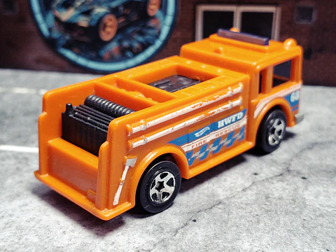 Fire Eater Hot Wheels 2015 Rescue Racers Mattel