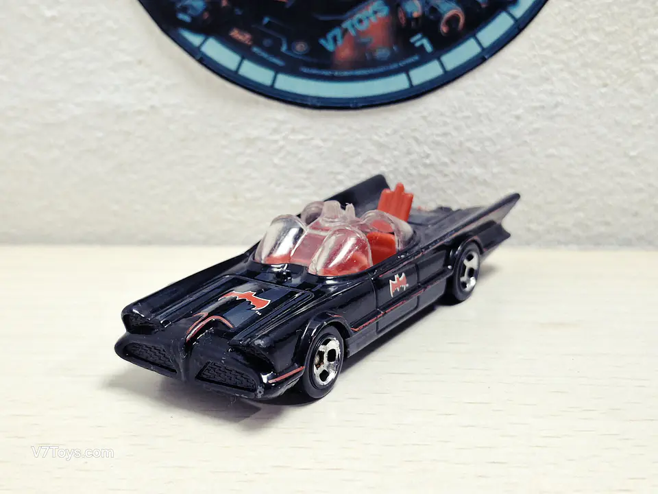 Batmobile TV Series Hot Wheels 2020 Batman Mattel 1