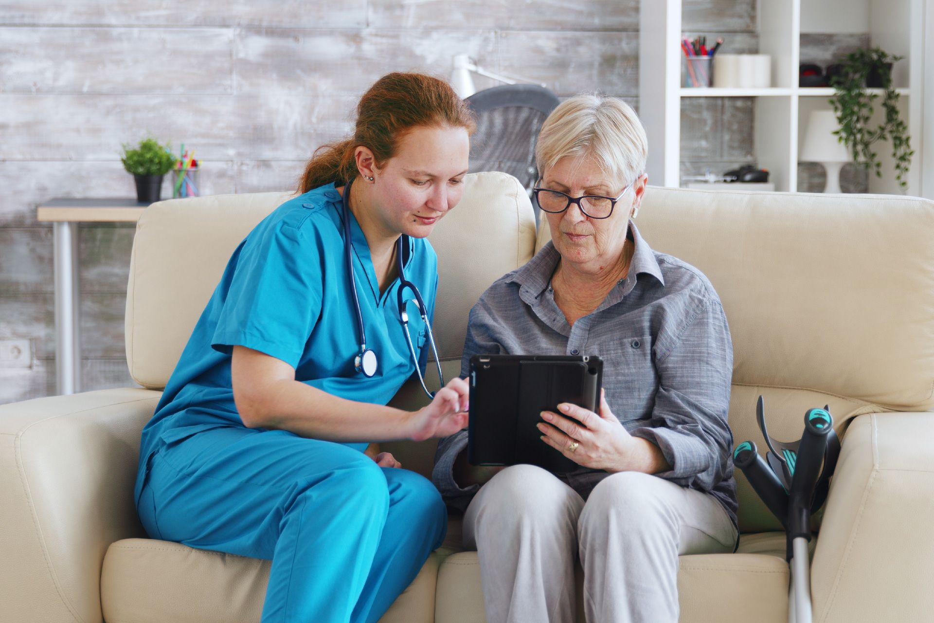 Atención Domiciliaria Especializada para el Adulto Mayor