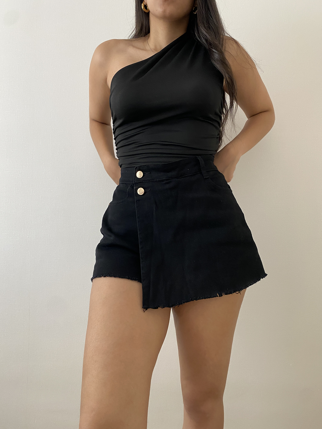 FALDA SHORT NEGRO 3