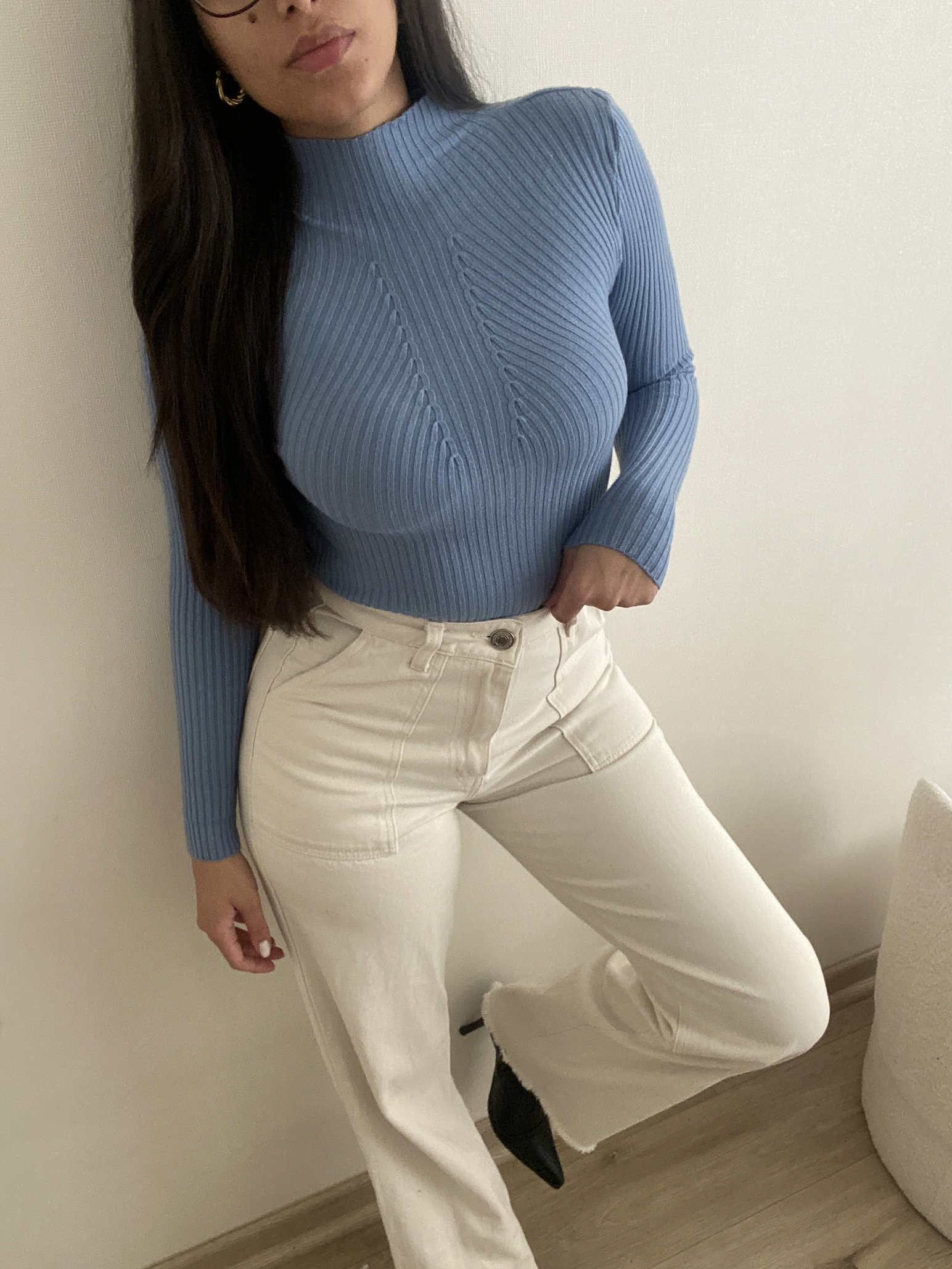 BEATLE NAOMI CELESTE  2