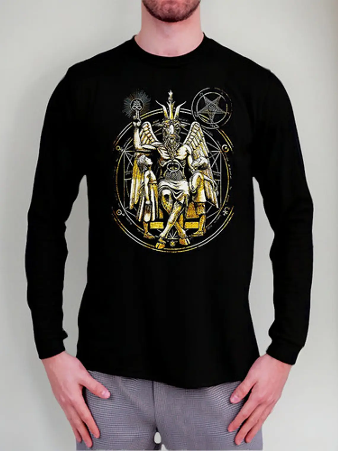 Polera Manga Larga Baphomet - Ver 02 - Vale Gamess 4