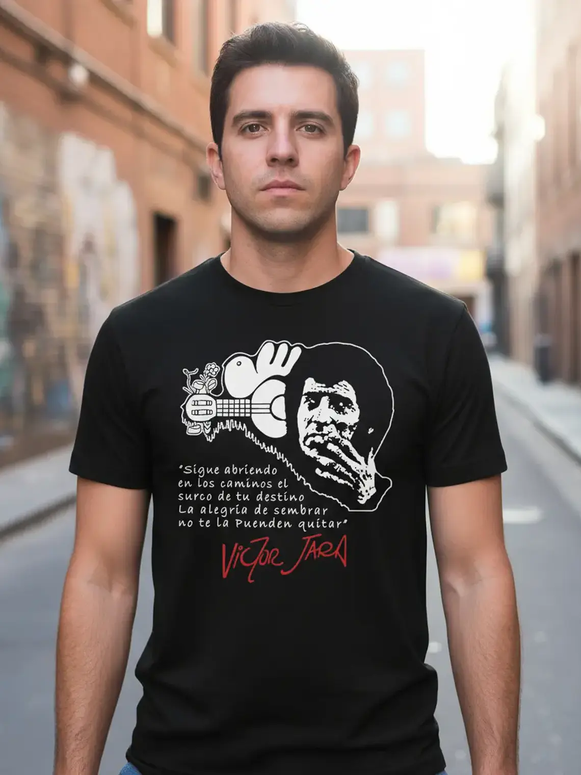 Polera Victor Jara - Ver 02 - Vale Gamess 1
