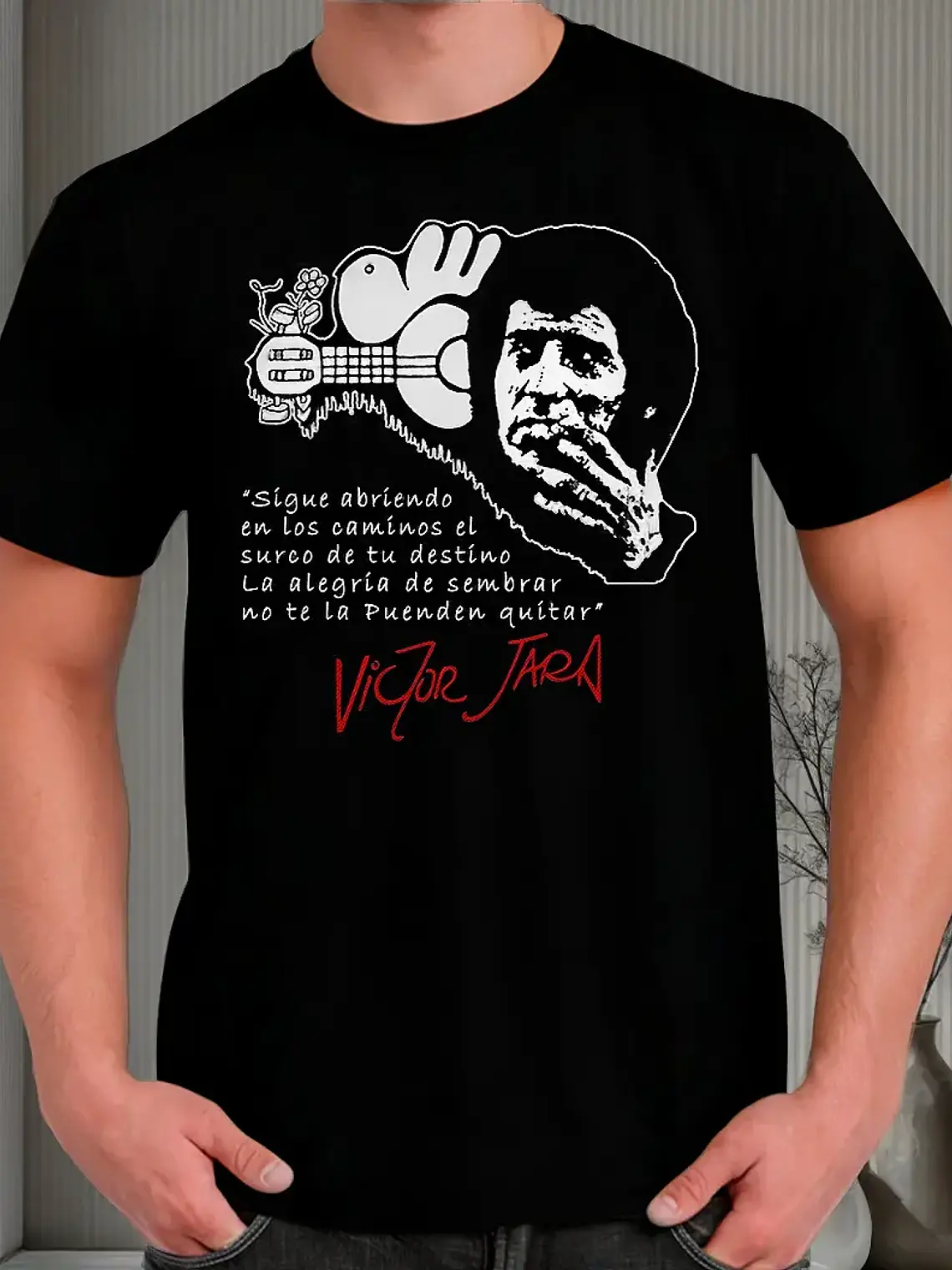 Polera Victor Jara - Ver 02 - Vale Gamess 2