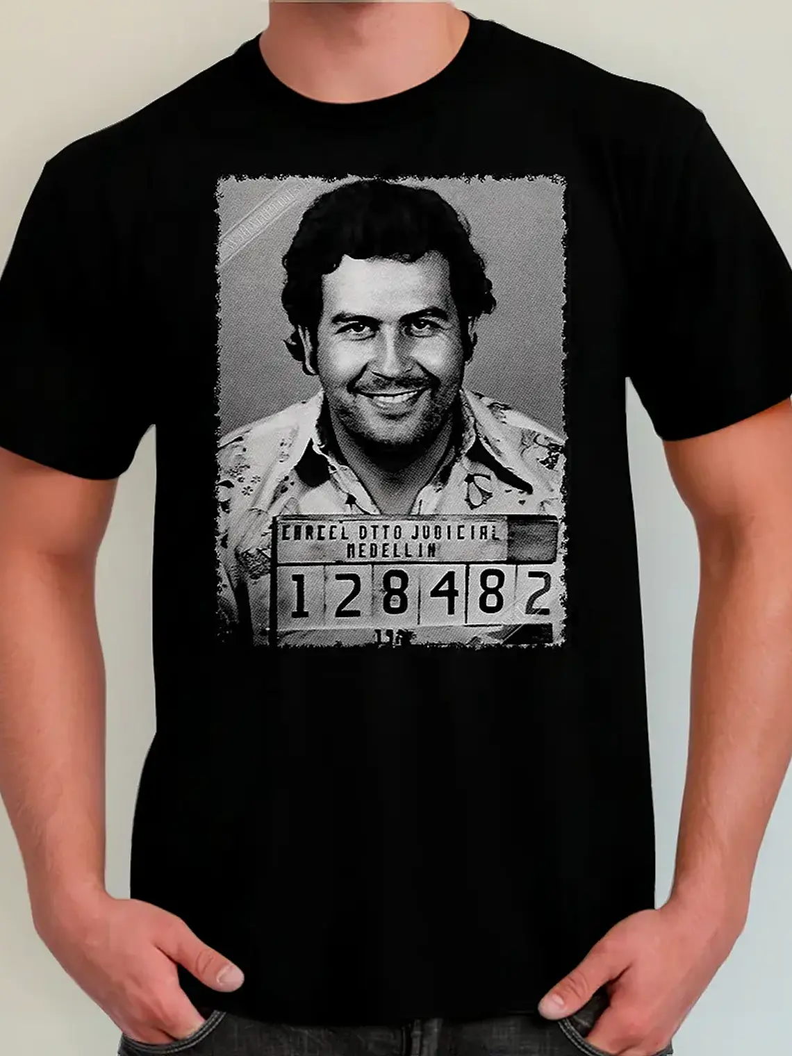 Polera Pablo Escobar - Ver 02 - Vale Gamess 1