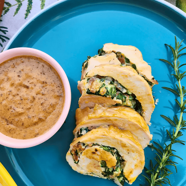 Pechuga de pavo rellena (6 porciones)