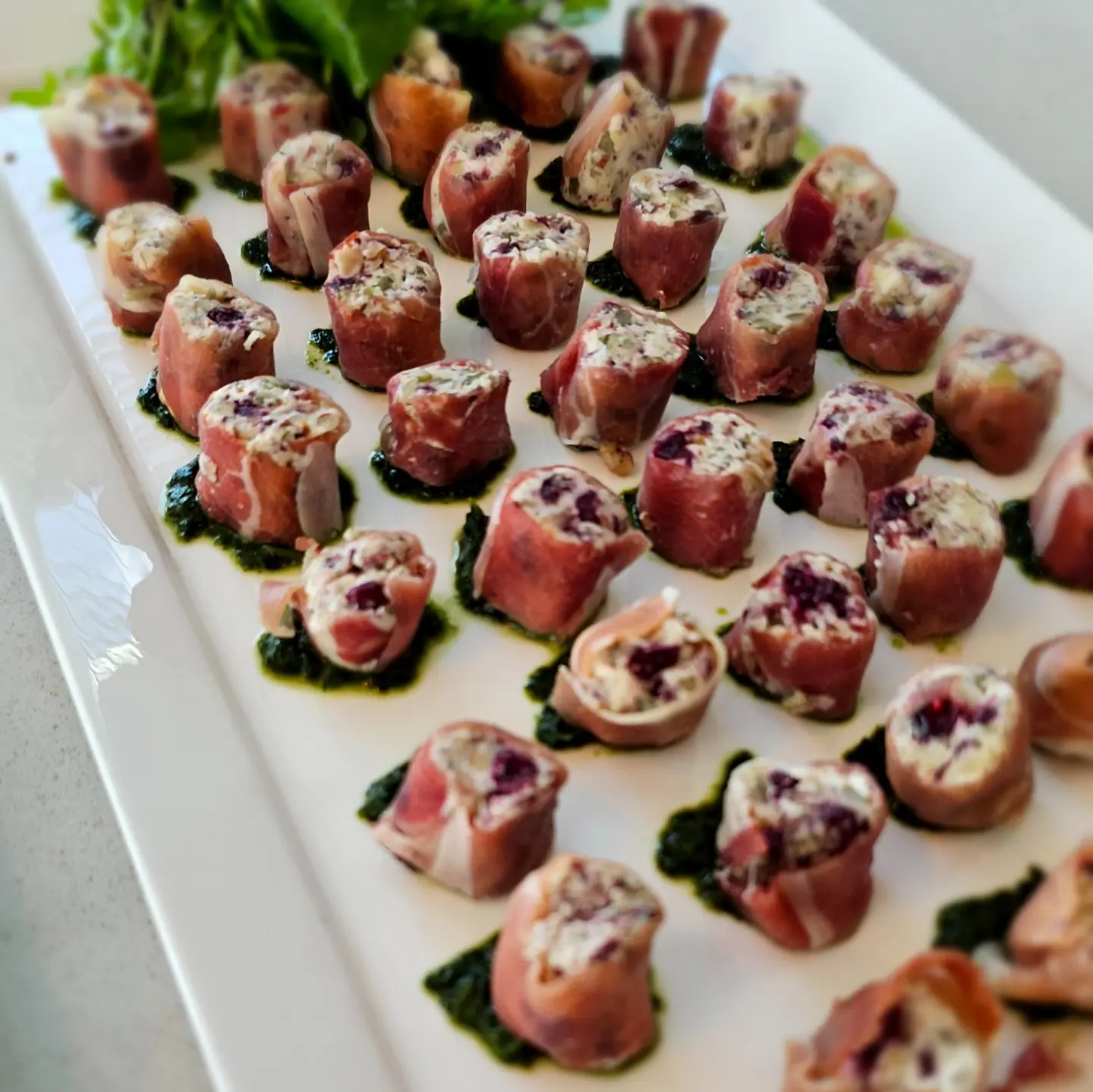 Rollitos de jamón serrano  1