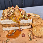 Bombita de queso brie con frutos secos  3