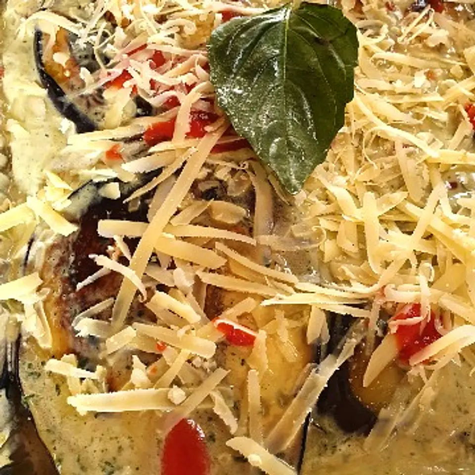 Lasaña de berenjena, pomodoro y albahaca (6 porciones) 1