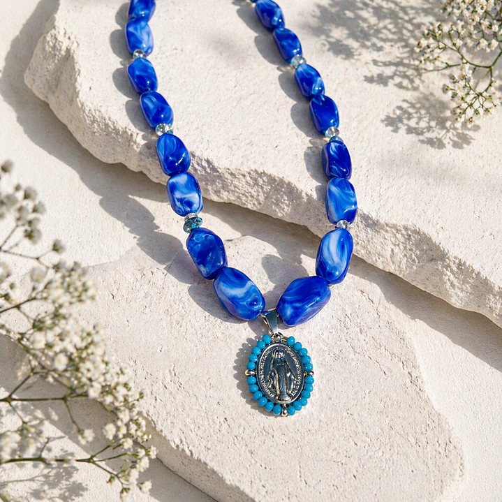 Medalla piedras Virgen azul 2