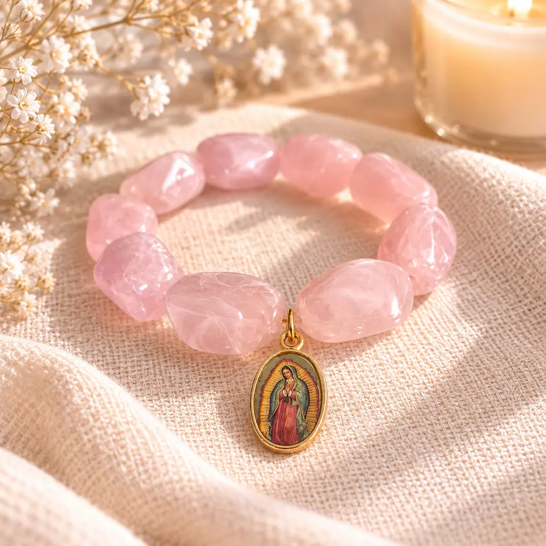 Pulsera Virgen de Guadalupe piedras palo rosa 1