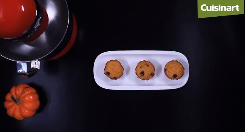 Prepara unos exquisitos Muffins de calabaza para este Halloween con la Batidora SM50 de Cuisinart