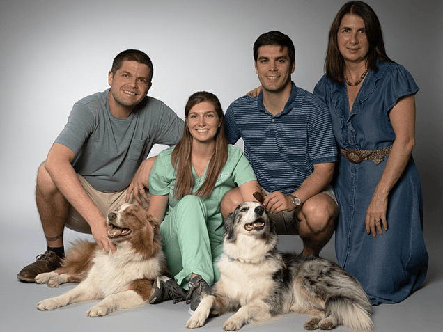 Nosotros: Historia y Valores