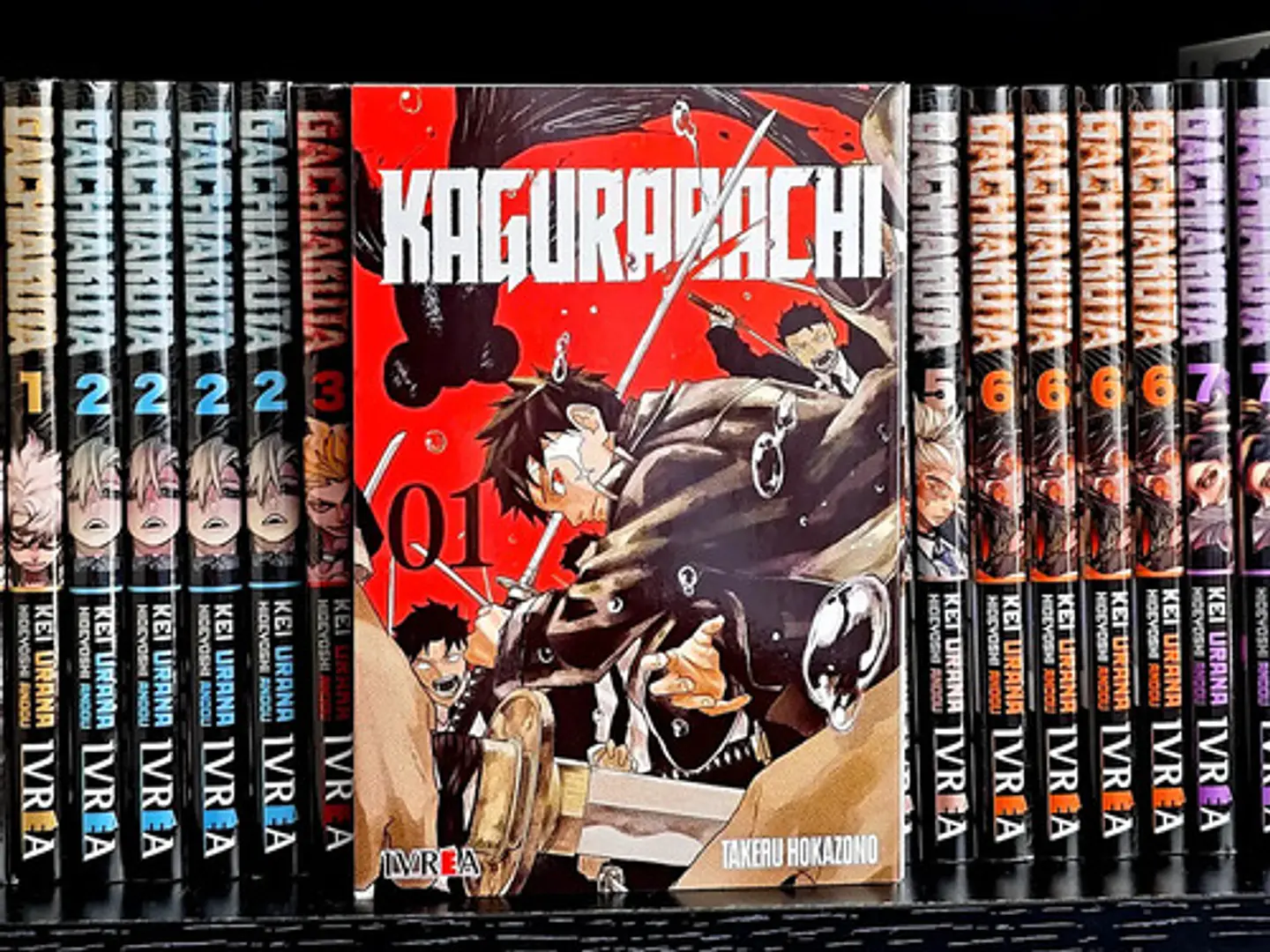 Kagurabachi, De Takeru Hokazono. Kagurabachi, Vol. 1. Editorial Ivrea Argentina, Tapa Blanda, Edición 1 En Español, 2024 3