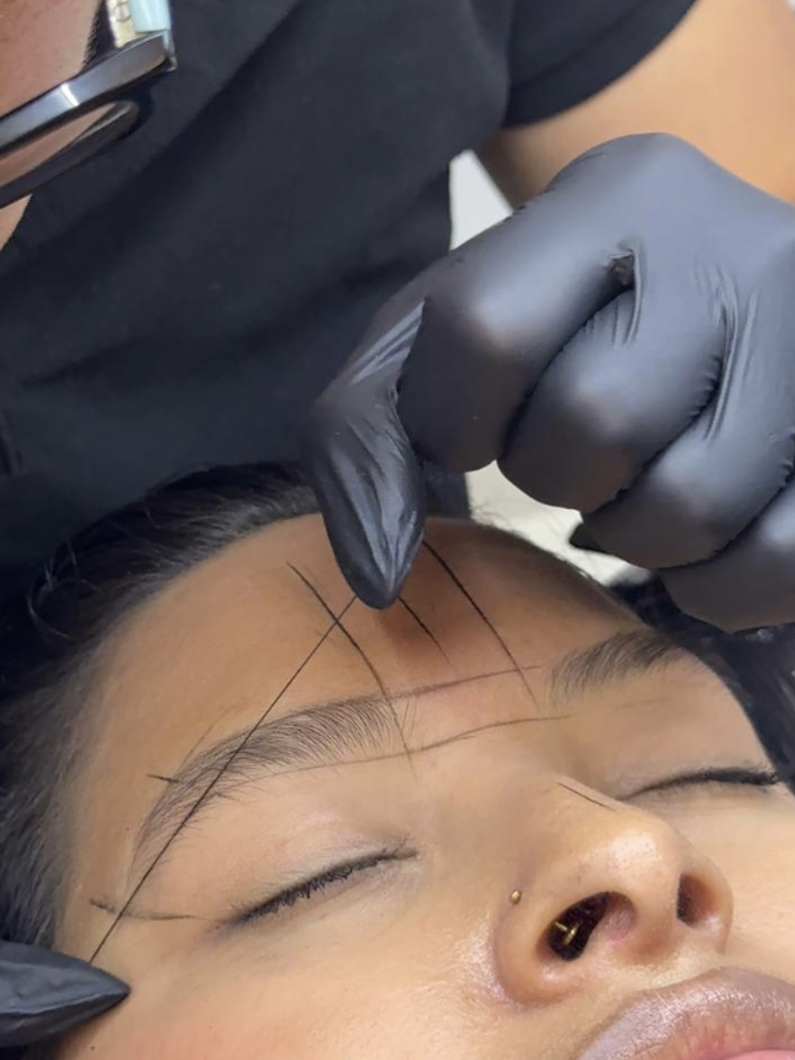 PERFILADO DE CEJAS + HENNA  1