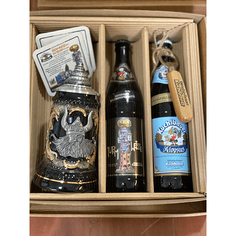 CAJA REGALO + CHOPERO ARTESANAL DE CERÁMICA CON TAPA MOTIVO VIKINGO 250CC + 2 CERVEZAS ALEMANAS 500CC + ABRIDOR + POSAVASOS DE REGALO﻿