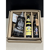 CAJA REGALO + CHOPERO ARTESANAL DE CERÁMICA CON TAPA DEUTSCHLAND AGUILA PELTRE 500CC + 2 CERVEZAS ALEMANAS 500CC + ABRIDOR DE ROBLE + POSAVASOS DE REGALO