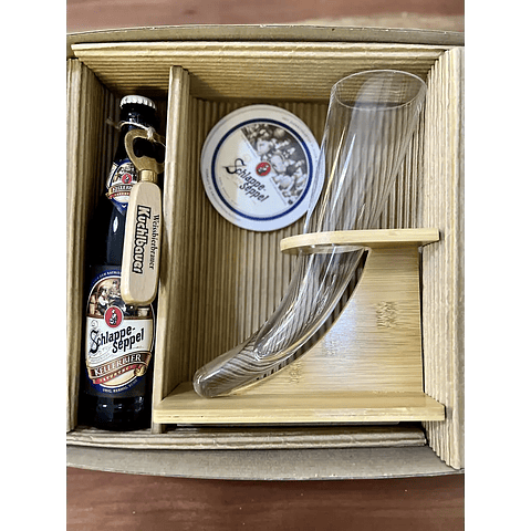 CAJA REGALO + VASO CUERNO VIKINGO CON SOPORTE DE MADERA 330CC + CERVEZA ALEMANA 500CC + ABRIDOR DE ROBLE + POSAVASOS DE REGALO