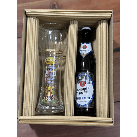 CAJA REGALO + GARZA KUCHLBAUER TORRE 500CC + CERVEZA ALEMANA 500CC + POSAVASO DE REGALO