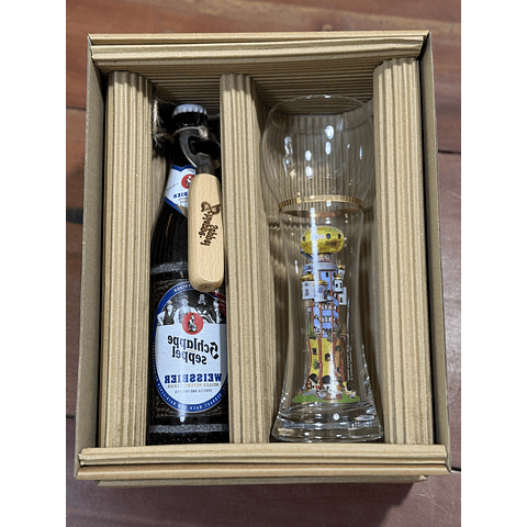 CAJA REGALO + GARZA KUCHLBAUER TORRE 500CC + CERVEZA ALEMANA 500CC + ABRIDOR + POSAVASO DE REGALO