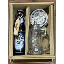 CAJA REGALO + JARRA DE CRISTAL SOPLADA Y TALLADA A MANO 500CC + CERVEZA ALEMANA 500CC + ABRIDOR DE ROBLE + POSAVASOS DE REGALO