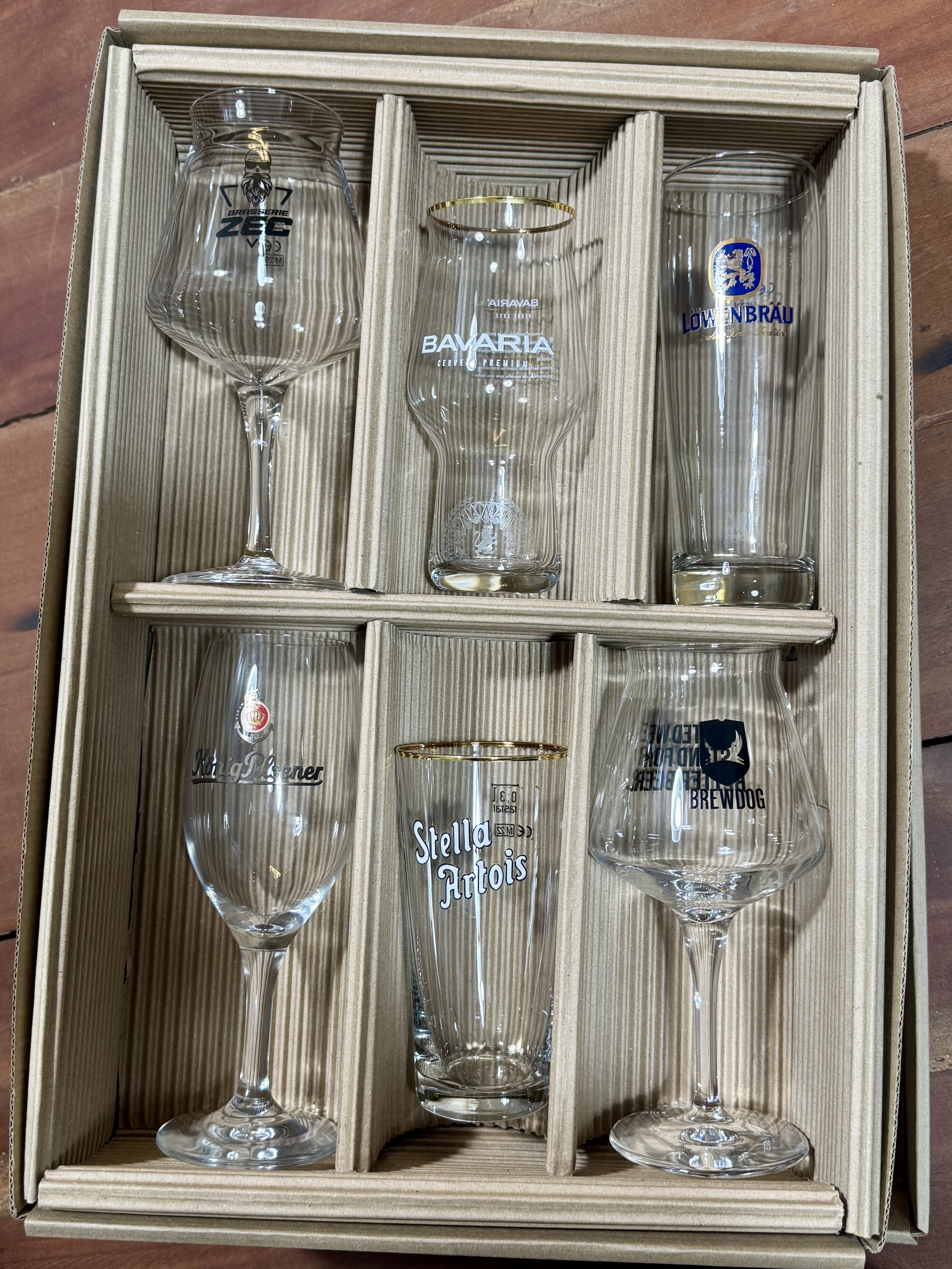 Caja Colección Cervecera Premium – 6 Vasos Originales