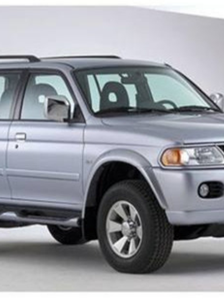 Switch Reversa Mitsubishi Montero Sport,l200 2