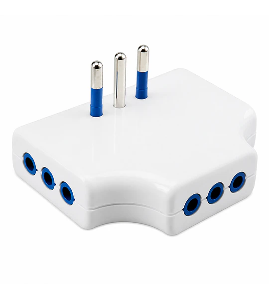 ADAPTADOR TRIPLE DOMICILIAR 2P+TIERRA X 10A BLANCO