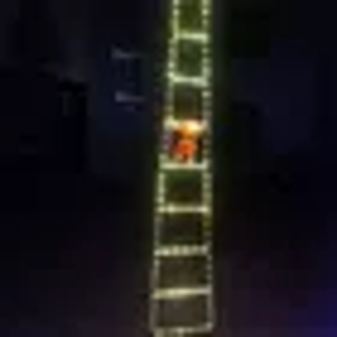 Muñeco De Hombre Viejo De Christmas, Trepando Escalera 2