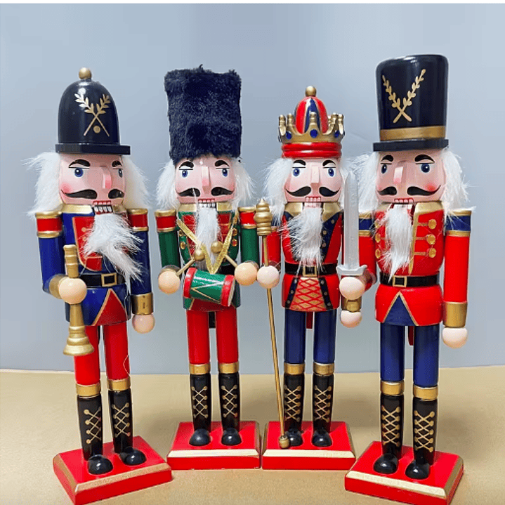 cascanueces 25 cm  variedad 1