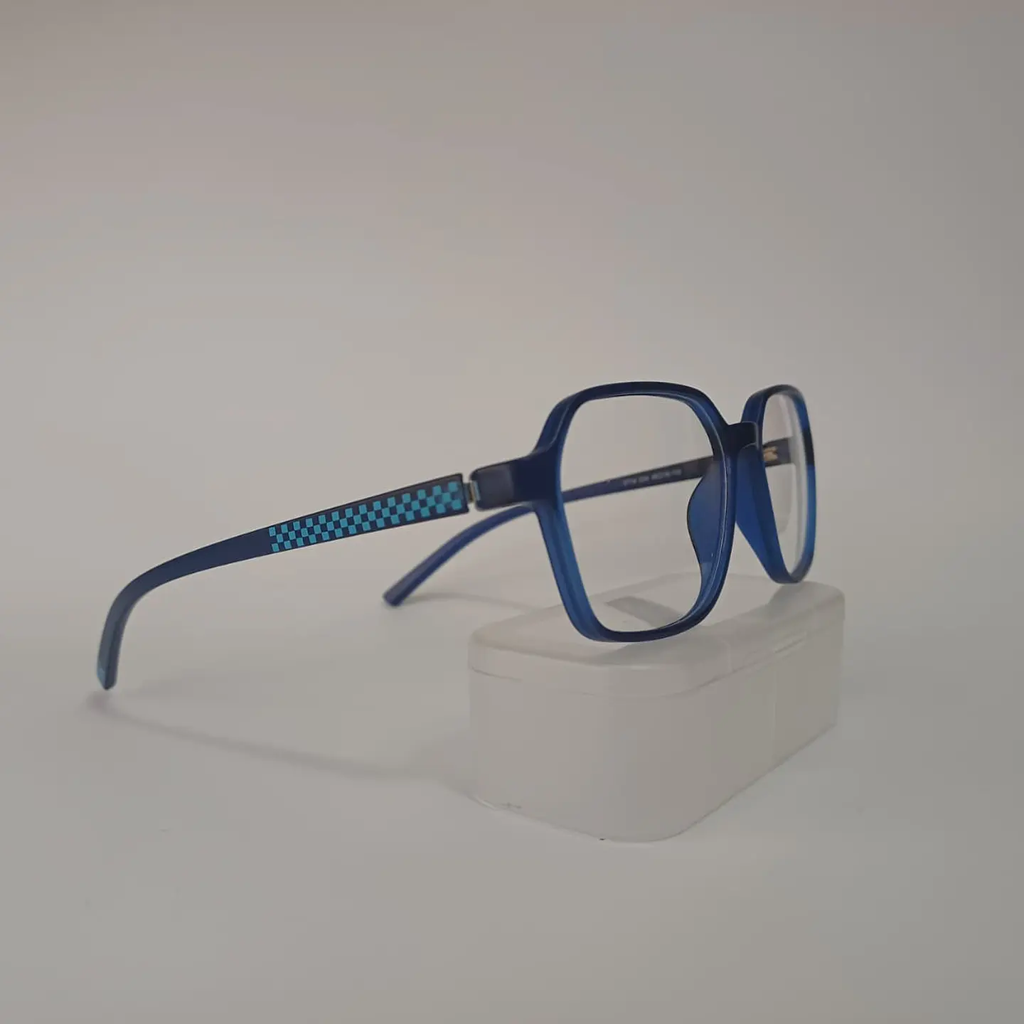Vozzen  acetato cuadrado pequeño 4