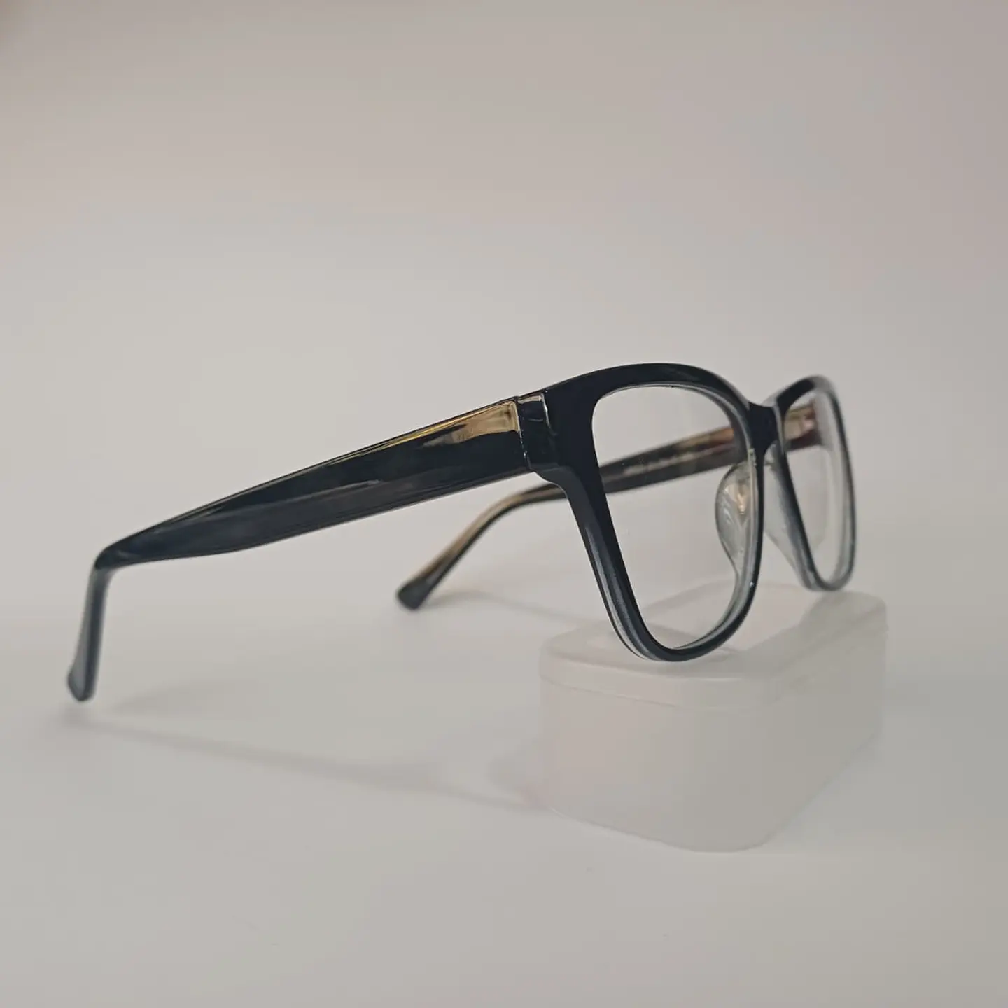 Vozzen acetato cuadrado 6