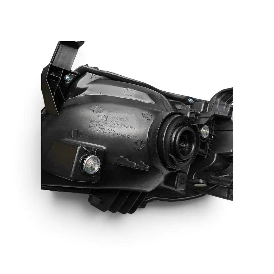 Foco Optico Delantero Derecho Toyota Hilux Vigo 2012-2015 3