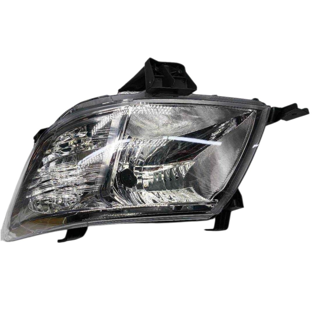 Foco Optico Delantero Izquierdo Toyota Hilux Vigo 2012-2015