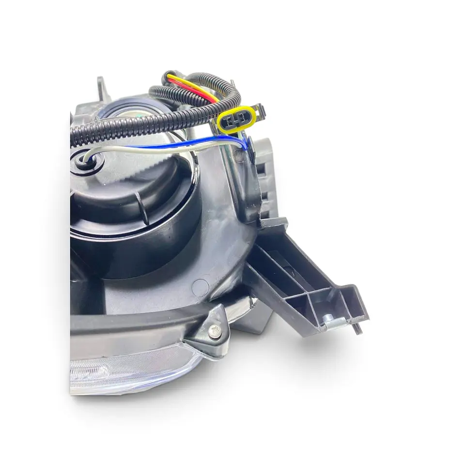 Foco Óptico Delantero Izquierdo Nissan Sentra B17 2016-2019 3